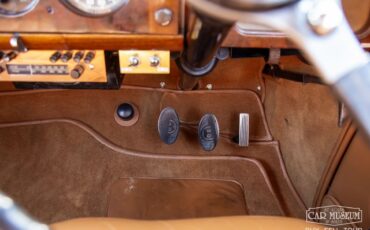 Bentley-Mark-VI-1949-37