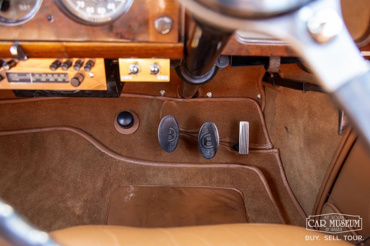 Bentley-Mark-VI-1949-37