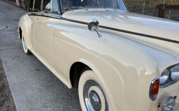 Bentley-S3-1965-Sedan-1