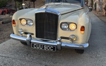 Bentley-S3-1965-Sedan-14