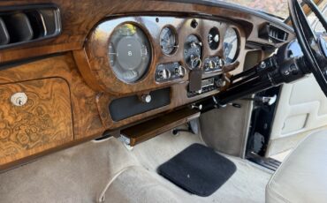 Bentley-S3-1965-Sedan-18