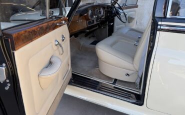 Bentley-S3-1965-Sedan-19