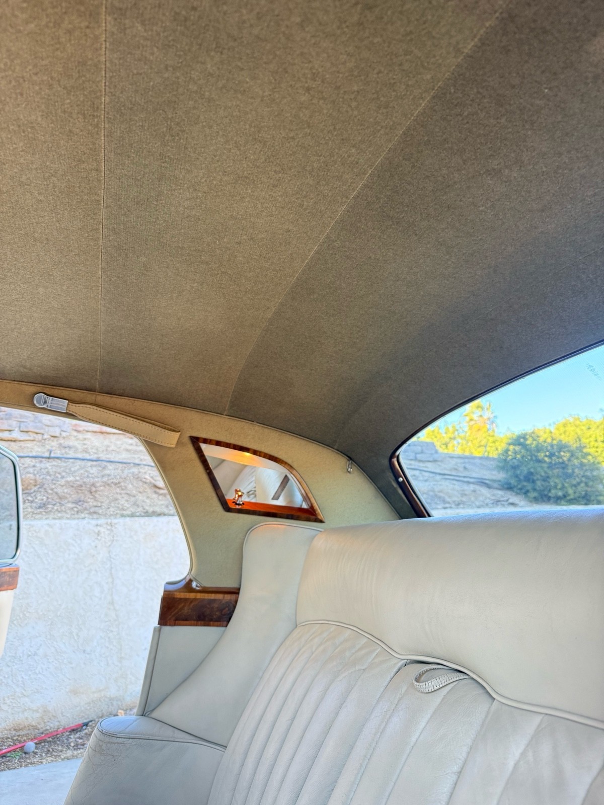 Bentley-S3-1965-Sedan-22