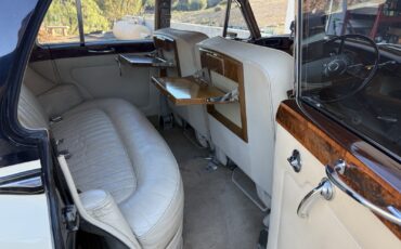 Bentley-S3-1965-Sedan-25