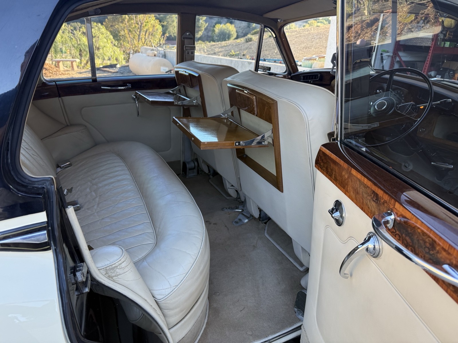 Bentley-S3-1965-Sedan-25