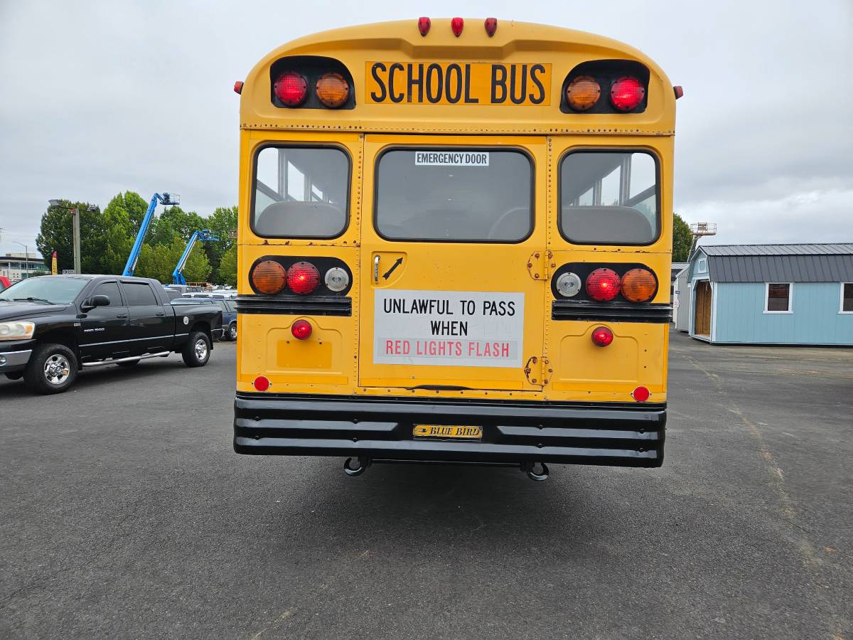 Bluebird-bus-diesel-1993-5