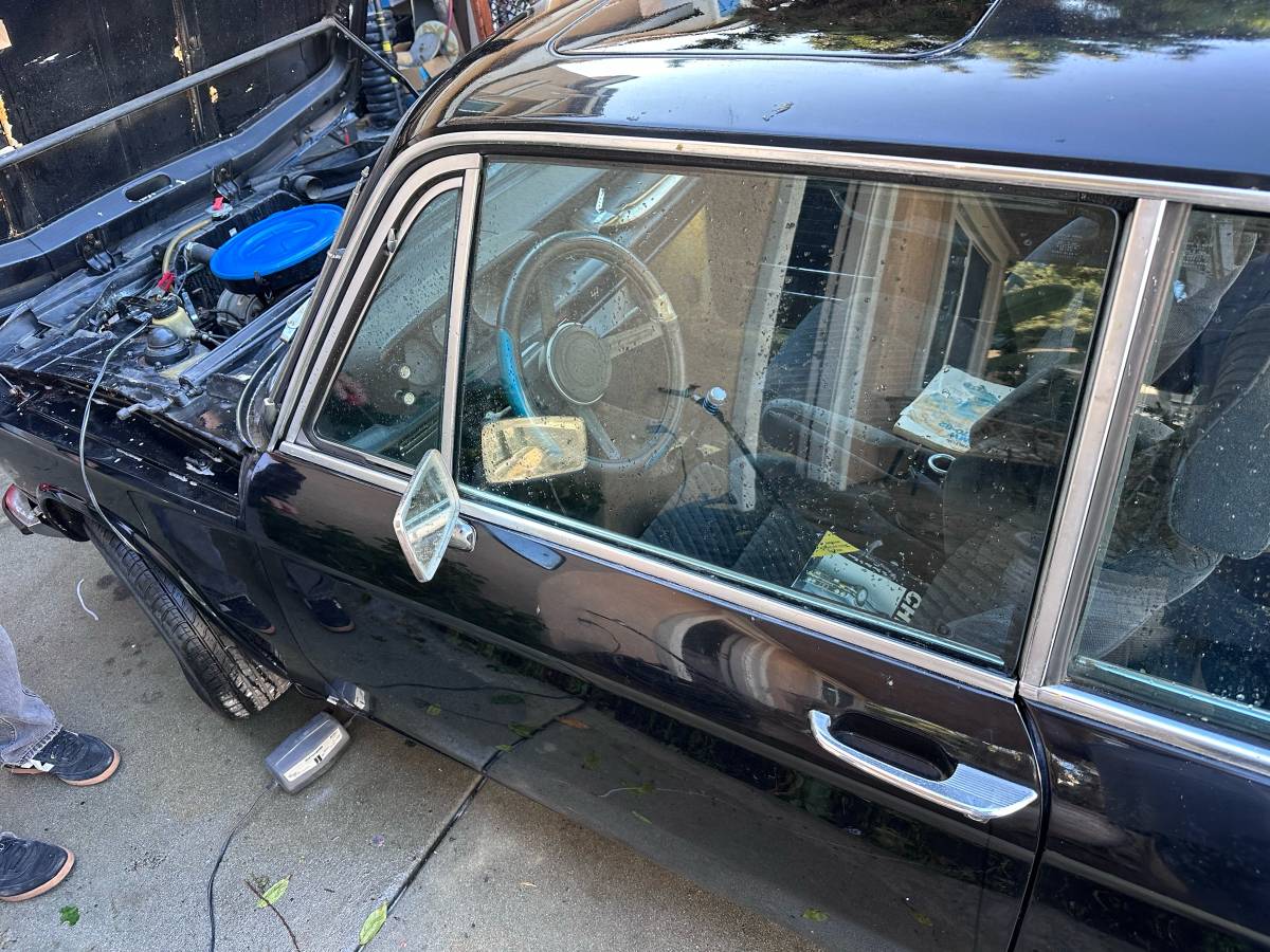 Bmw-2002-1971-black-12