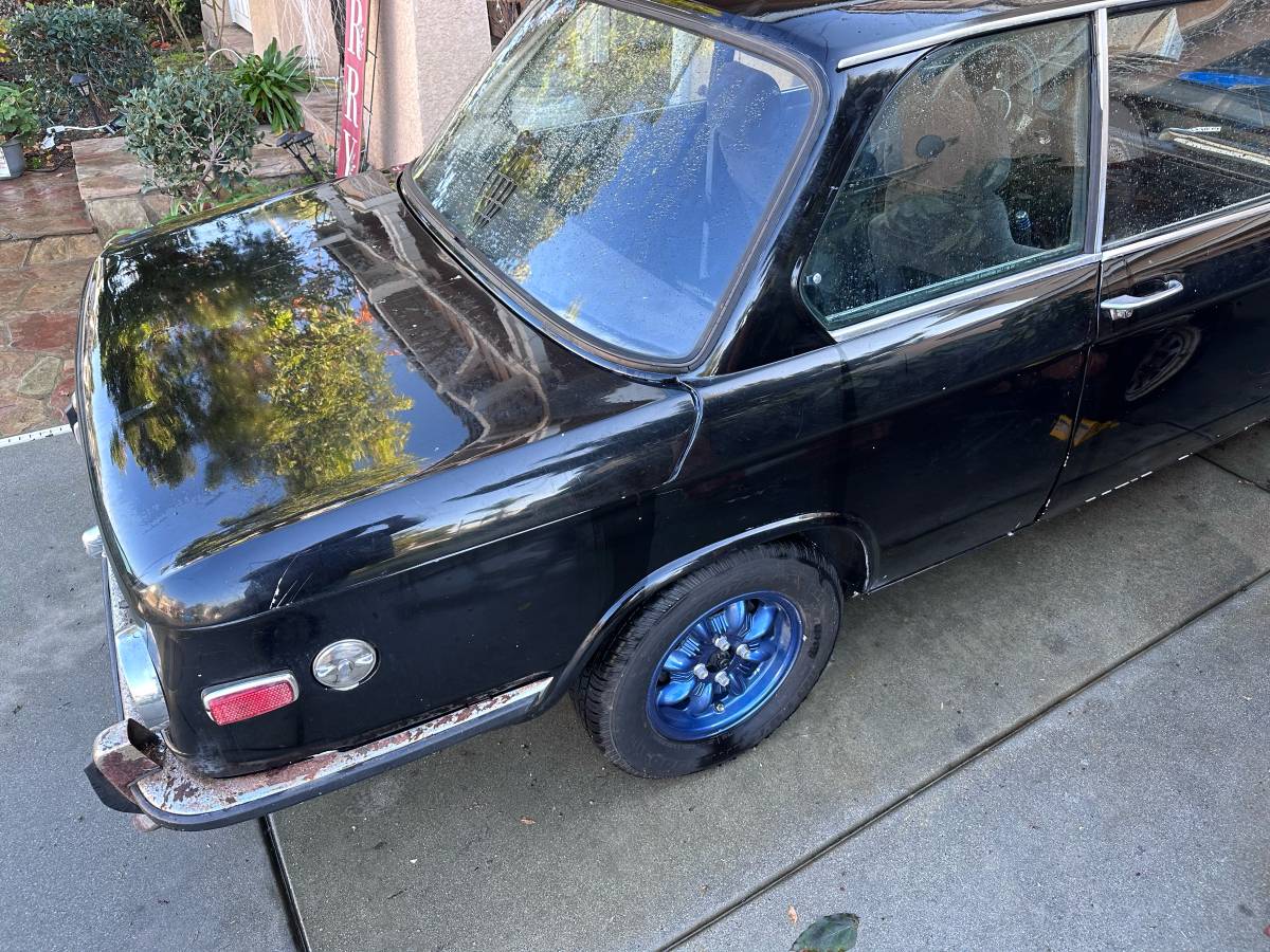 Bmw-2002-1971-black-5