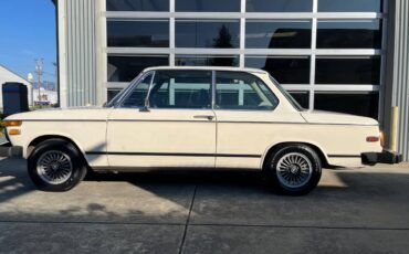 Bmw-2002-1974-white-10