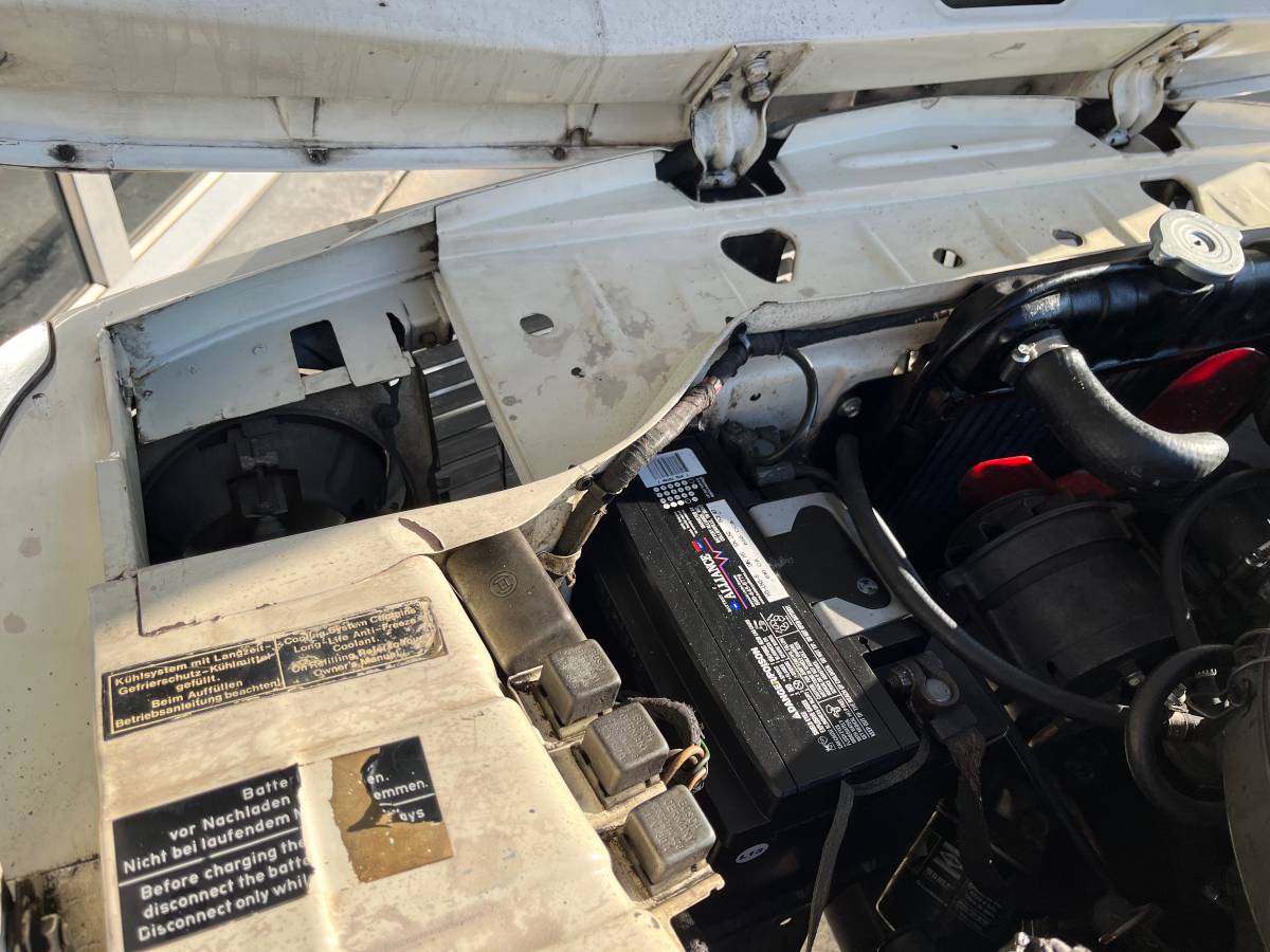 Bmw-2002-1974-white-18