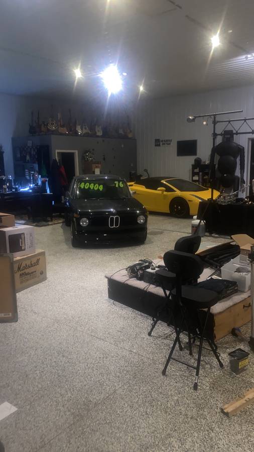 Bmw-2002-1976-black-2