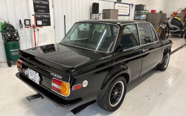 Bmw-2002-1976-black-4