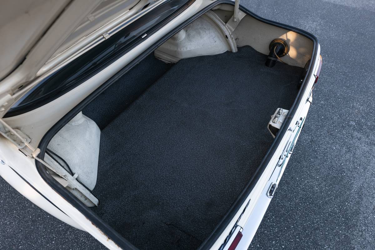 Bmw-2002-turbo-1974-15