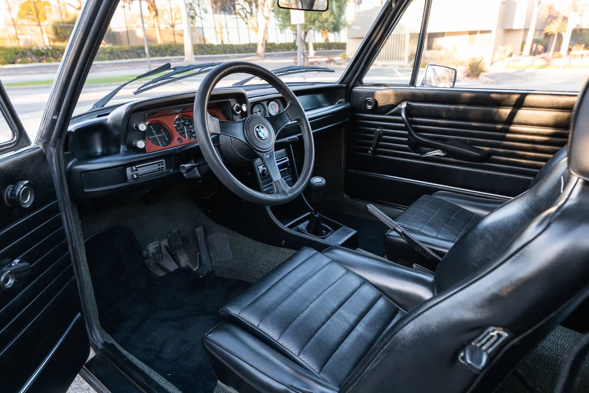 Bmw-2002-turbo-1974-5