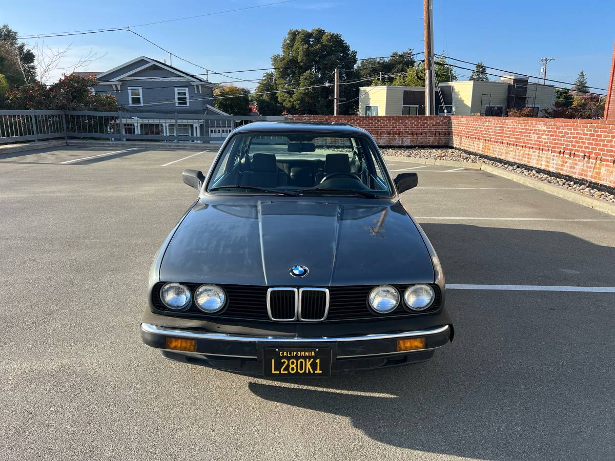 Bmw-3-series-1985-grey-1