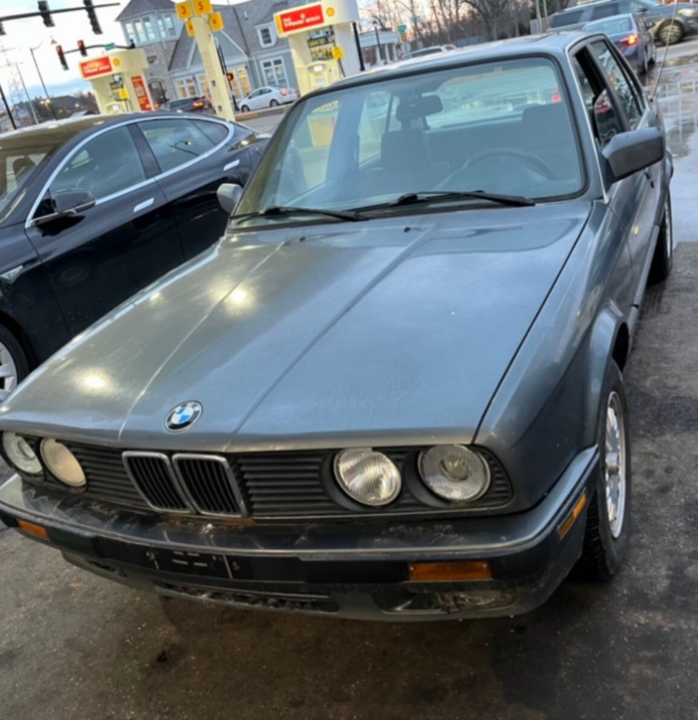 Bmw-3-series-1989-Light-Gray-Dark-Gray
