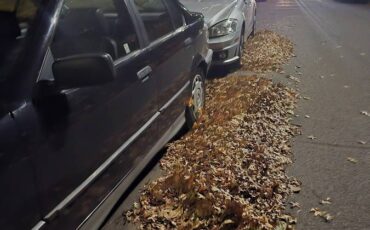 Bmw-318i-1992-black-2