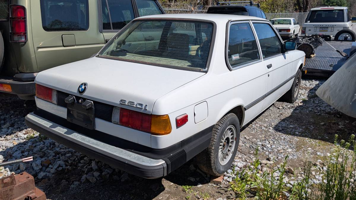 Bmw-320i-1982-2