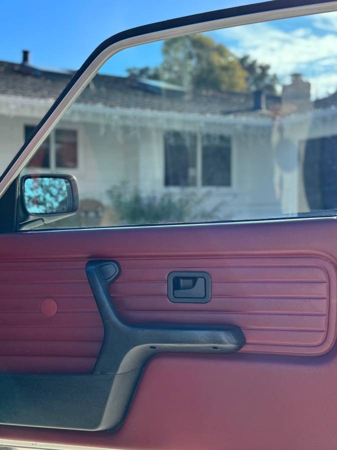 Bmw-325e-1984-grey-11