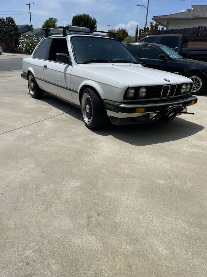 Bmw-325e-1987-white-5