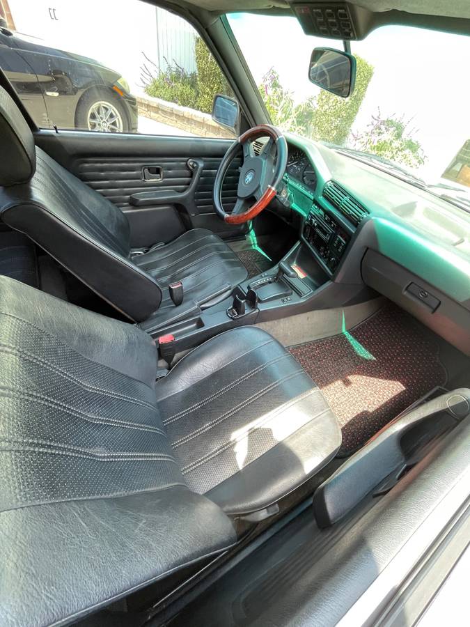 Bmw-325e-1987-white-7