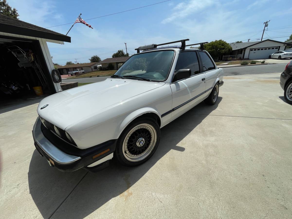 Bmw-325e-1987-white