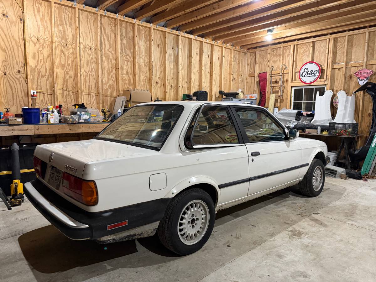 Bmw-325i-1988-8