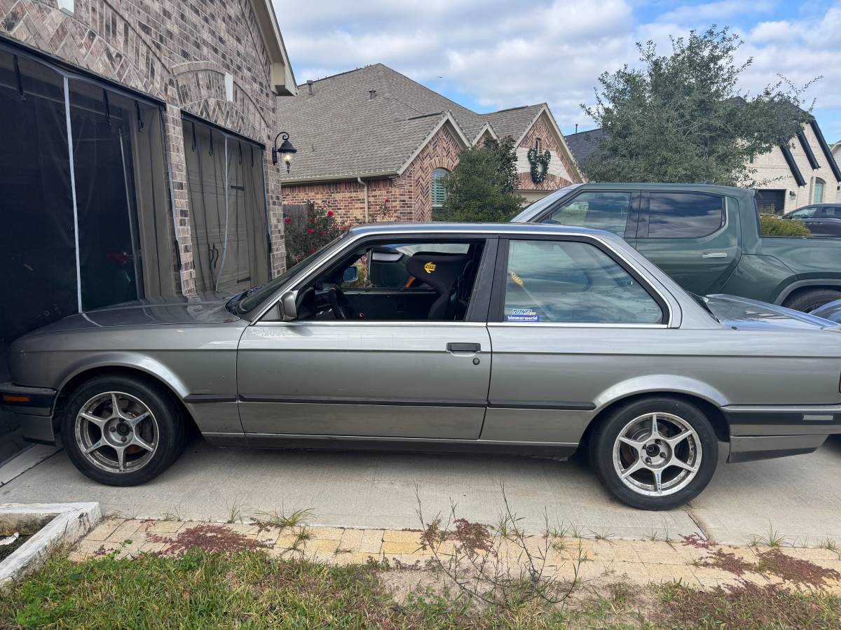 Bmw-325i-1989-6