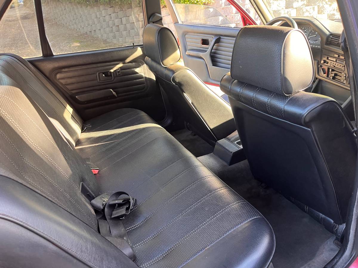 Bmw-325i-1989-red-10