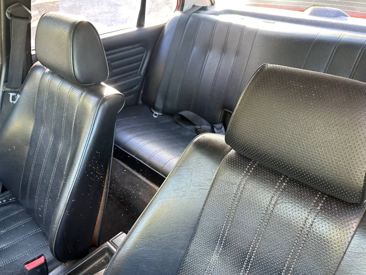 Bmw-325i-1989-red-17