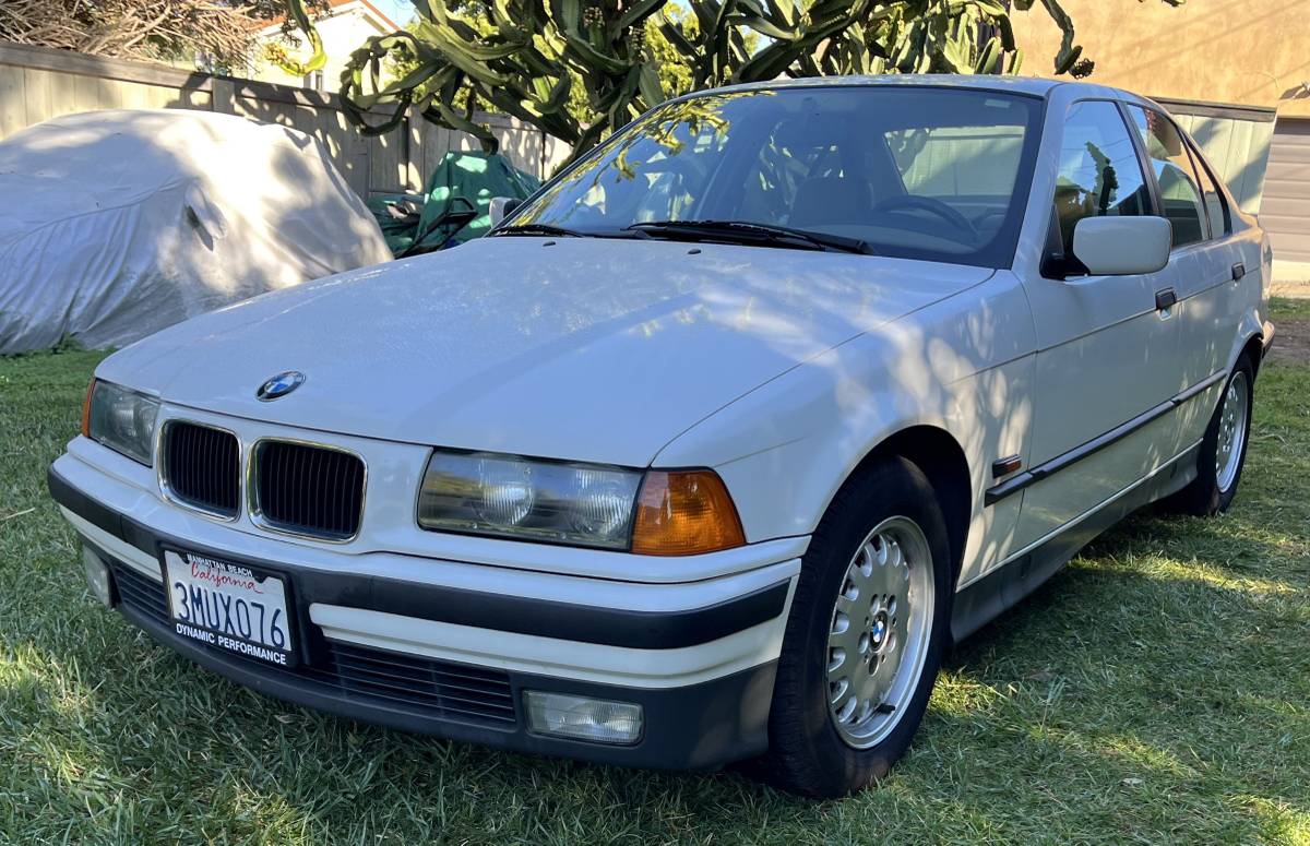 Bmw-325i-1995-white-4