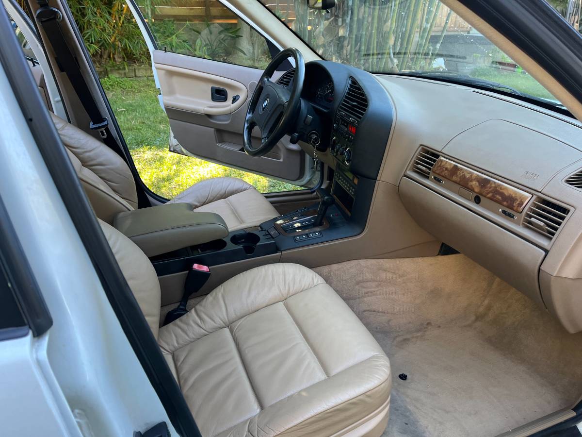 Bmw-325i-1995-white-6
