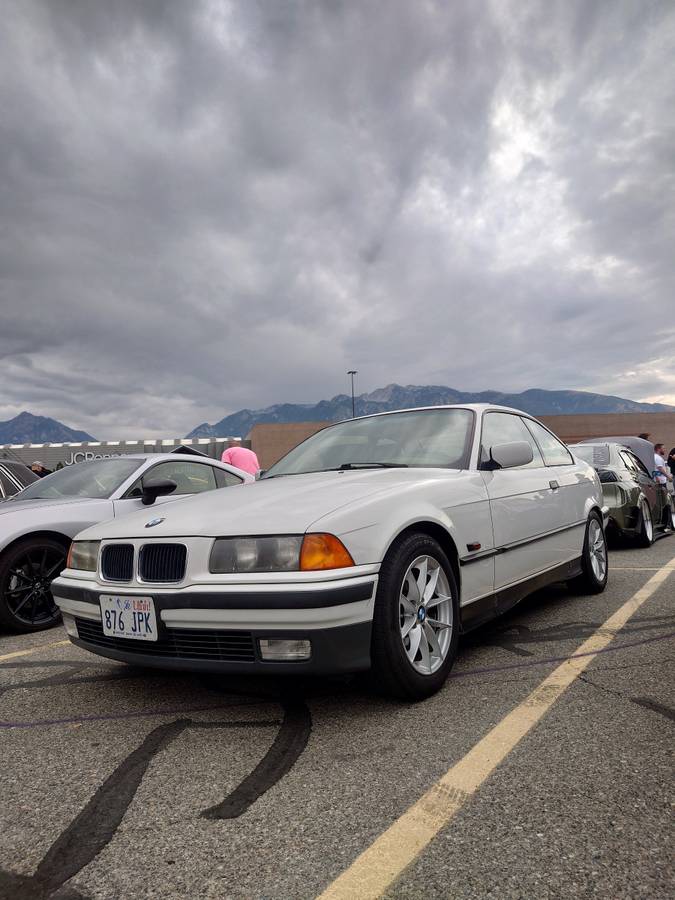 Bmw-325is-1994-white-5