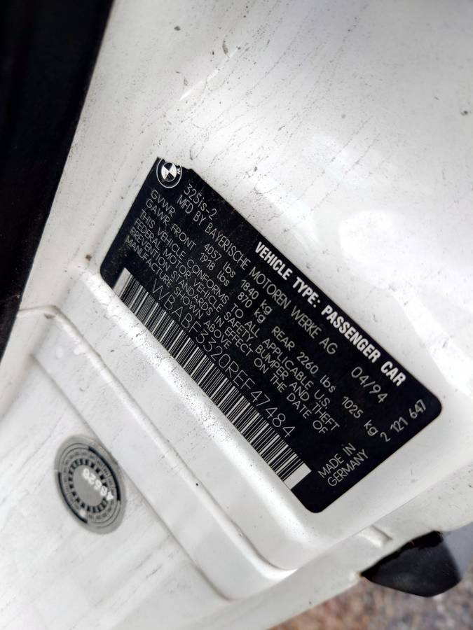 Bmw-325is-1994-white-9