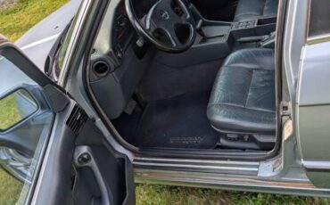 Bmw-5-series-1990-blue-3