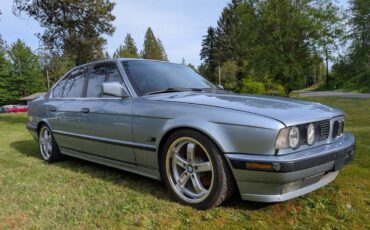 Bmw-5-series-1990-blue