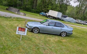 Bmw-5-series-1990-blue-4