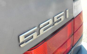 Bmw-525i-1992-18