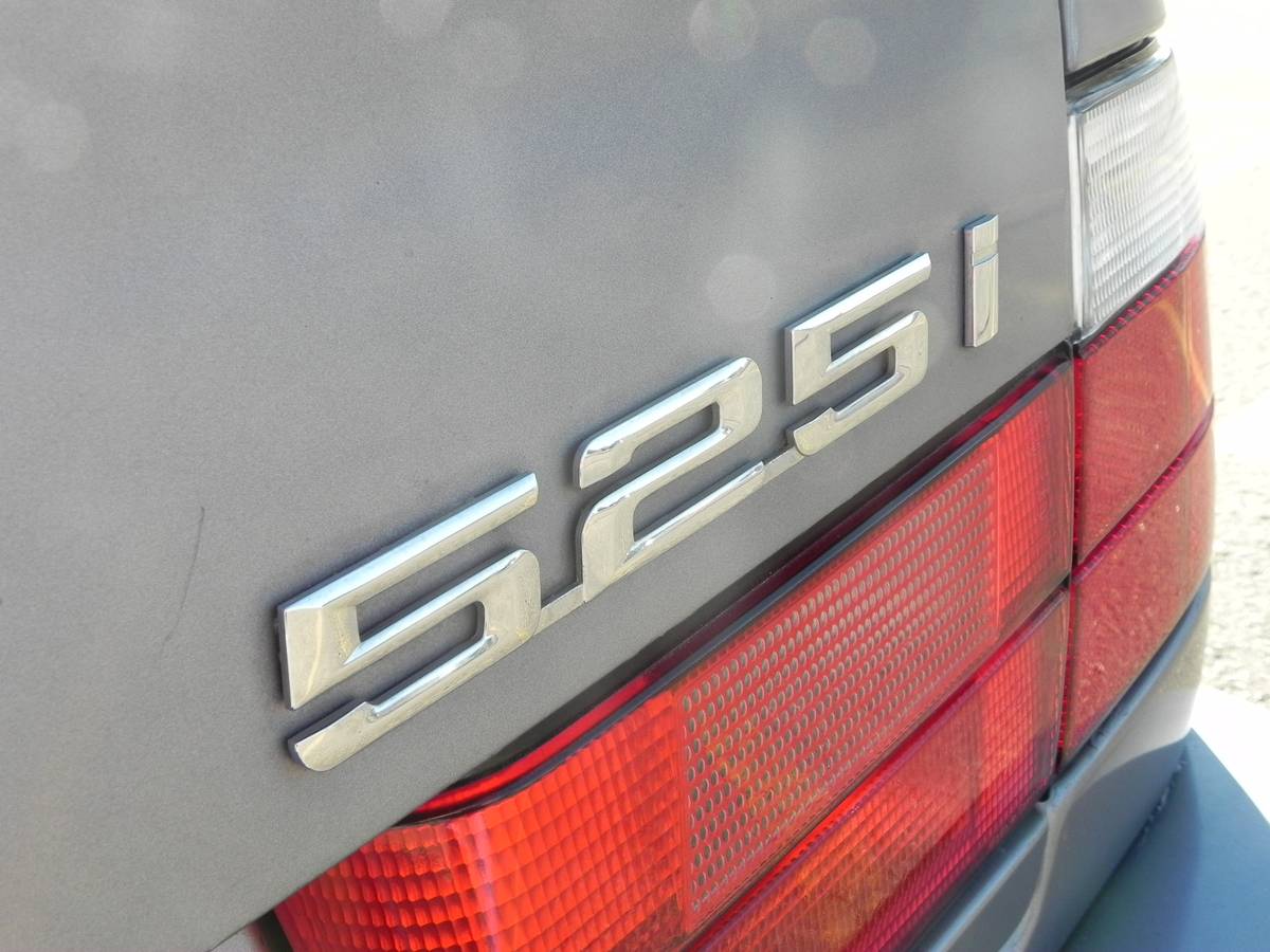 Bmw-525i-1992-18
