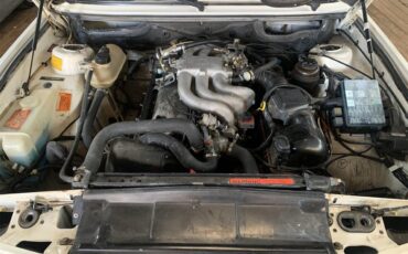 Bmw-528e-1985-White-Tanbeige-35