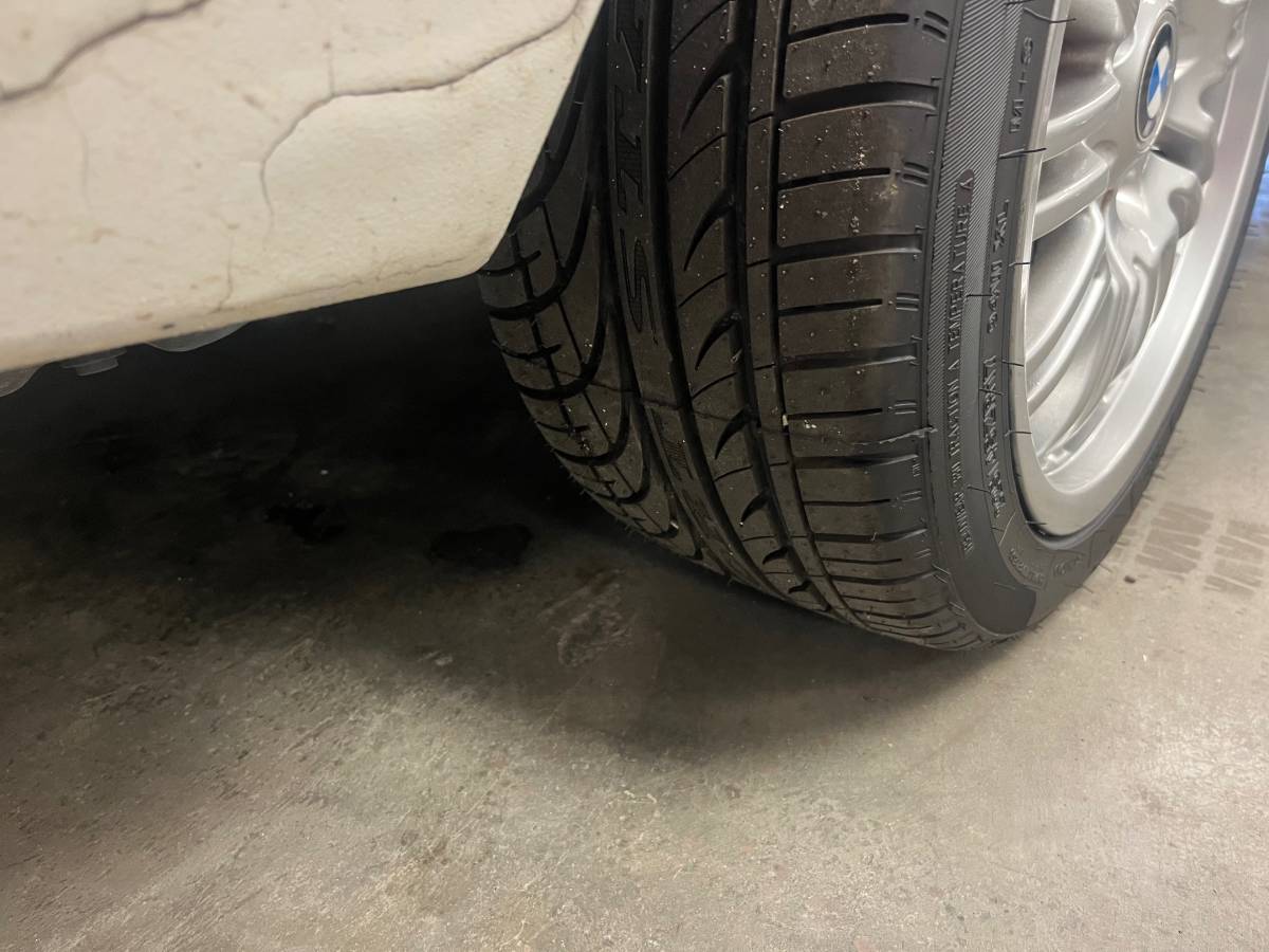 Bmw-635-csi-1986-white-12