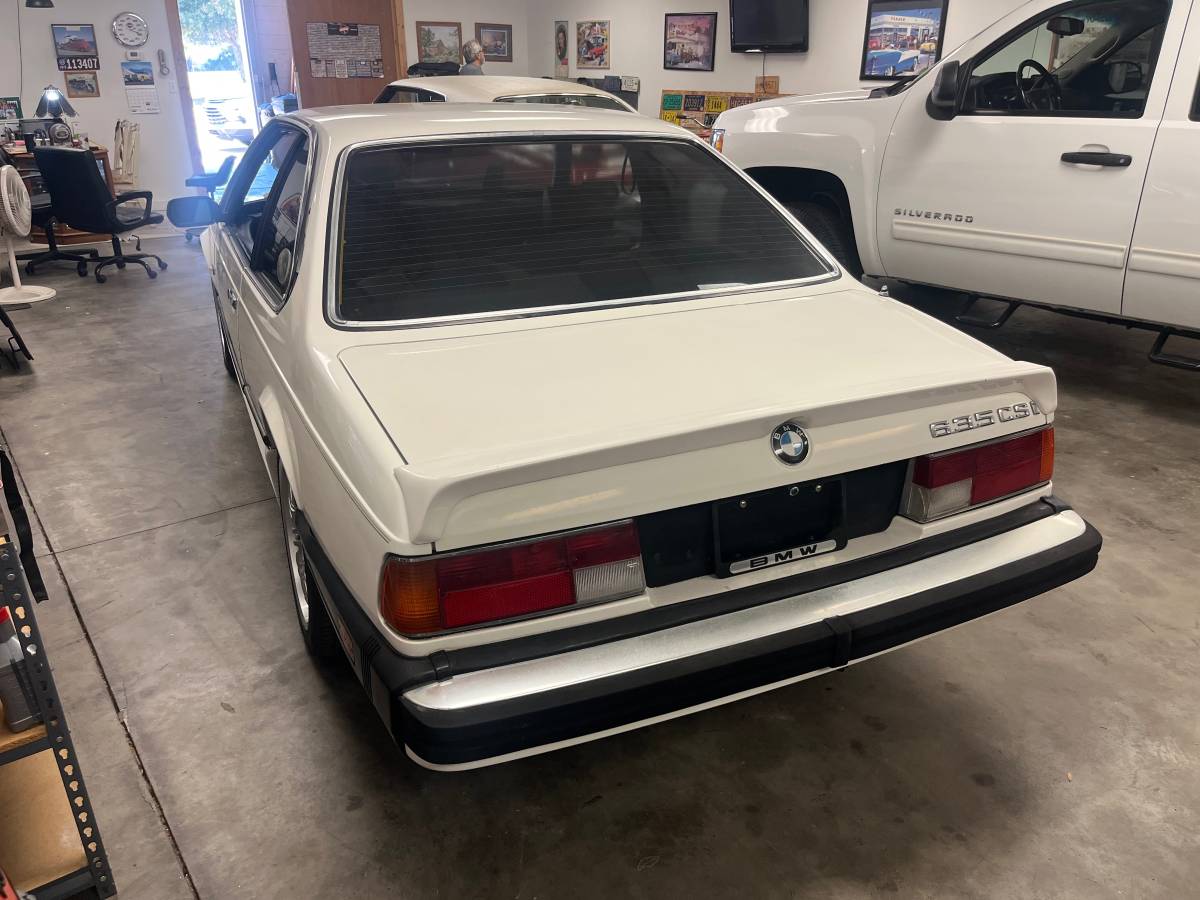 Bmw-635-csi-1986-white-3
