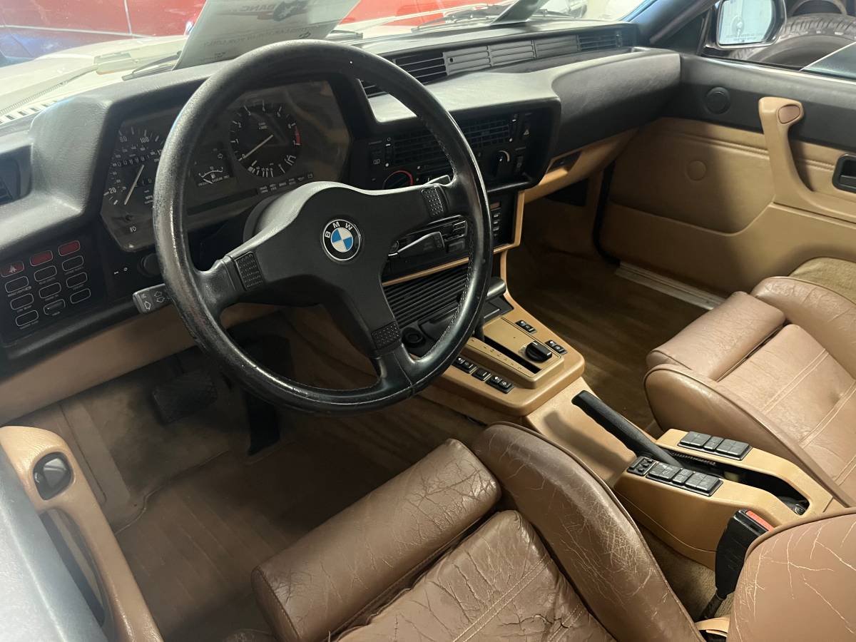 Bmw-635-csi-1986-white-9