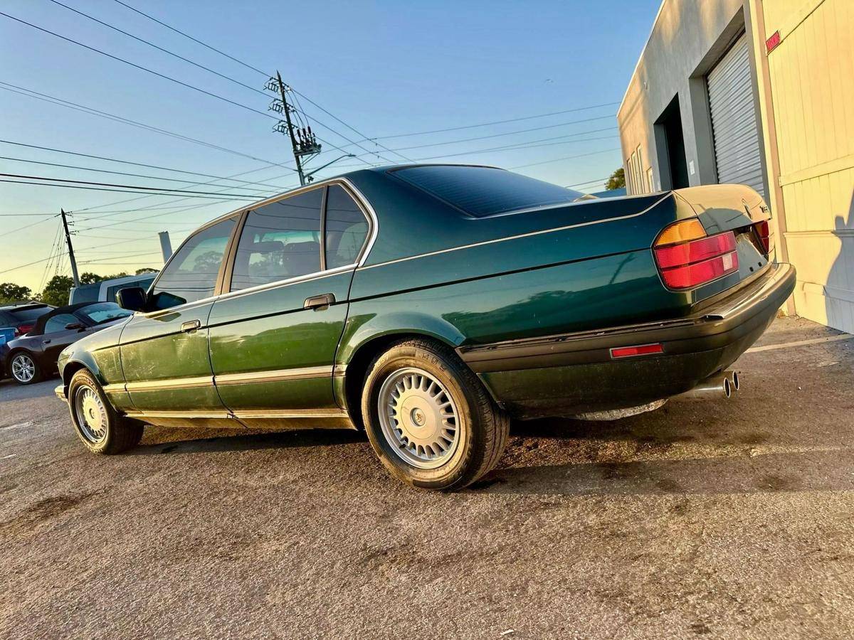 Bmw-735il-1991-green-4