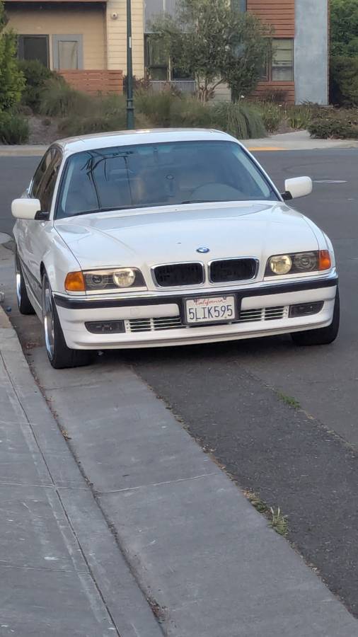 Bmw-740il-1995-white