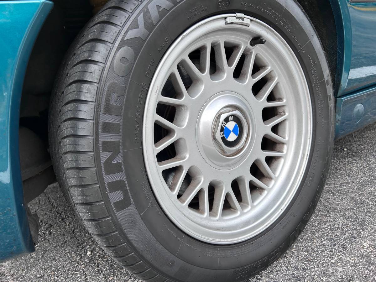 Bmw-850-ci-1993-green-11