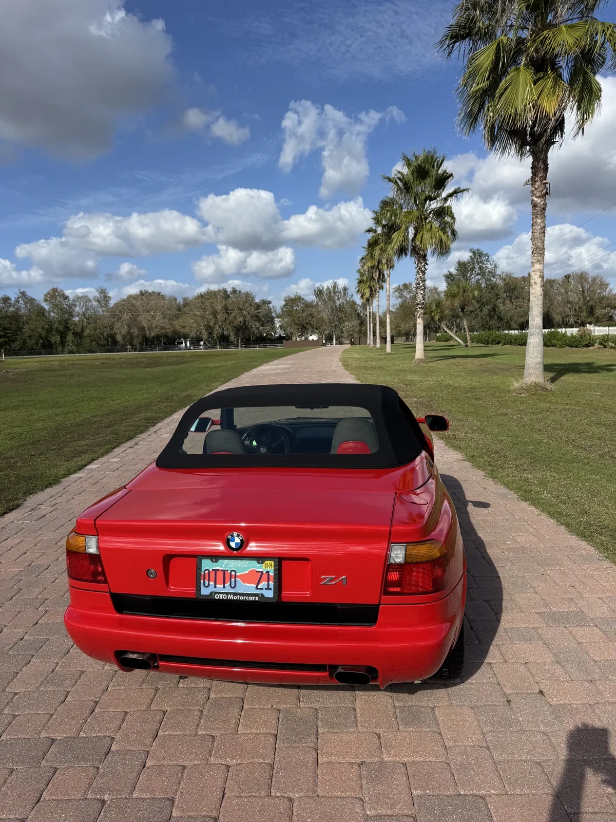 Bmw-Z1-1990-Top-Red-Gray-Nubuck-With-Camouflage-Leather-4