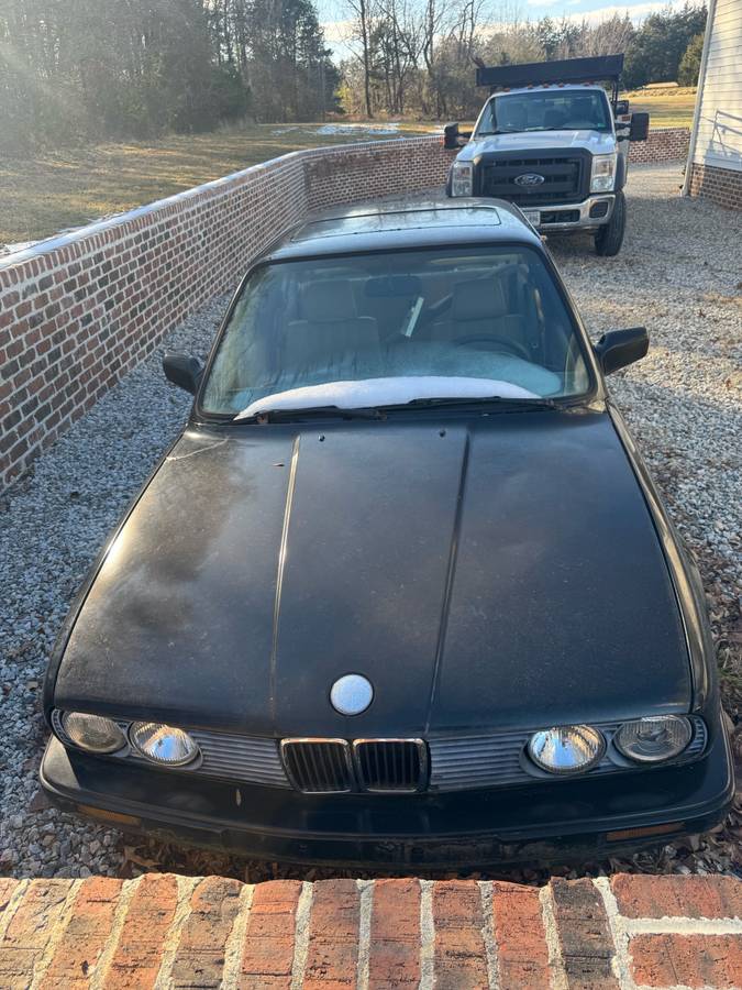 Bmw-e30-1987-black-1