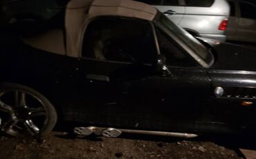 Bmw-z3-roadster-1996-black-4