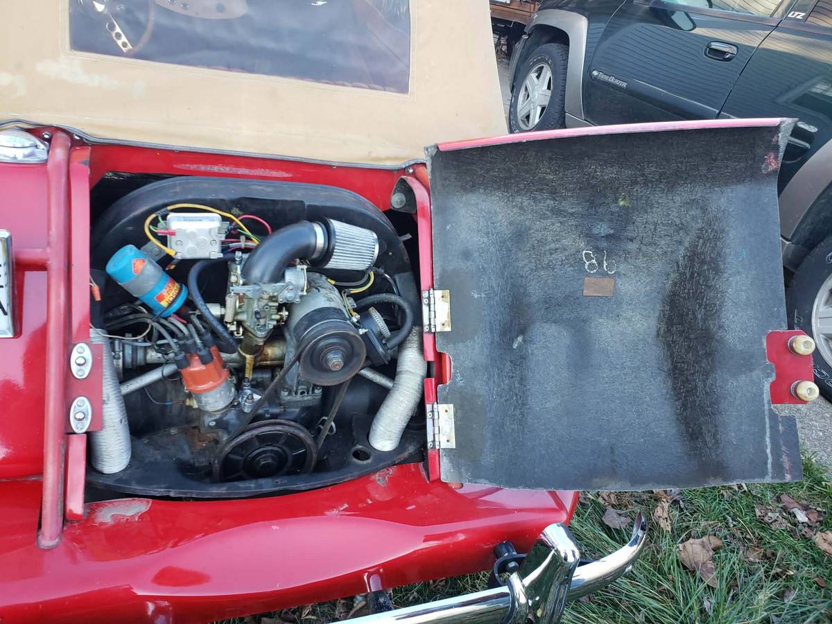 British-coach-works-ltd.-1983-red-11